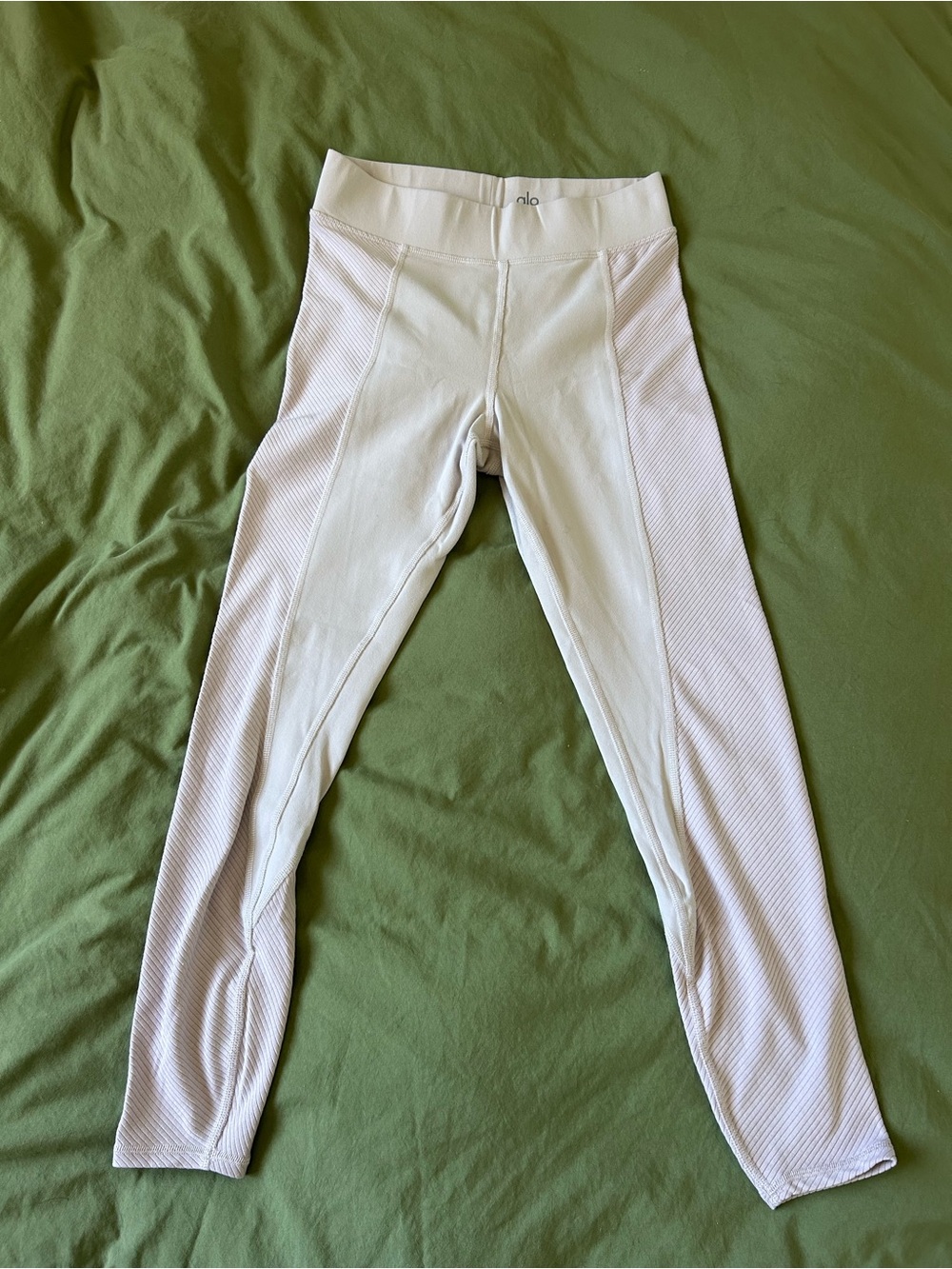 Alo Yoga Lavender Ribbed Panel High Waist Leggings | Size Small